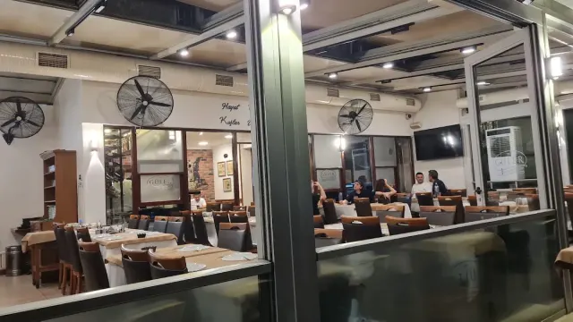 BookNoFees: 餐廳 – Güler Ocakbaşı Restaurant – Istanbul – Güler Ocakbaşı 餐廳,第 2 張照片