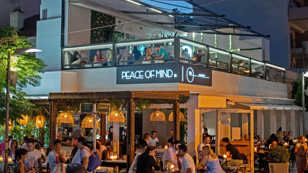 BookNoFees: 咖啡廳 – PeaceOfMind – Athens – PeaceOfMind,第 1 張照片