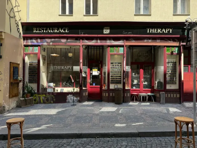 BookNoFees: 餐廳 – Café Therapy – Prague – Café Therapy,第 2 張照片