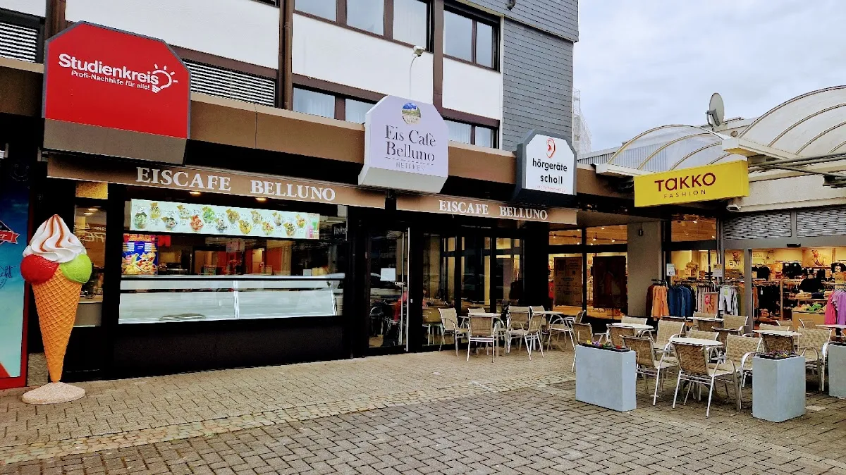 BookNoFees: 餐廳 – Eiscafé Belluno – Netphen – Eiscafé Belluno，第 1 張照片