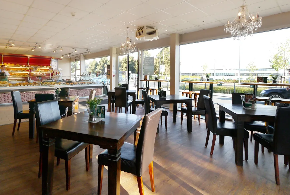 BookNoFees: 麵包店 – Bäckerei Birkholz – Lippstadt – Birkholz 麵包店，第 1 張照片