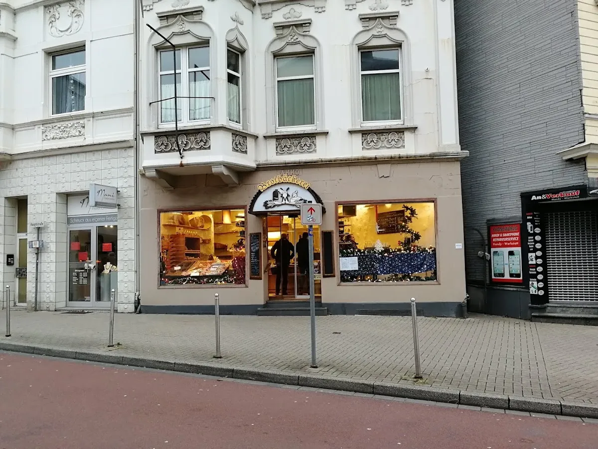 BookNoFees: 餐廳 – Brotbäckerei Artur Müller – Schwelm – Artur Müller 麵包店，第 1 張照片