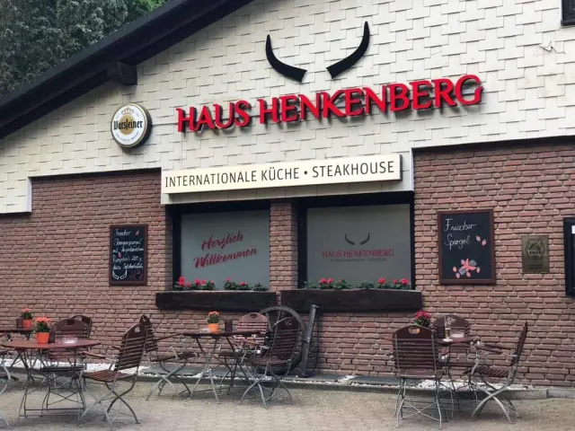 BookNoFees: Haus Henkenberg, Bochum