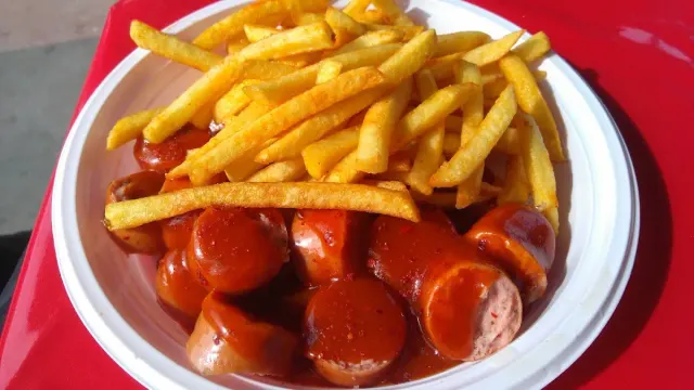 BookNoFees: 餐廳 – Heike Weiß Imbiss – Kierspe – Heike Weiß 小吃店，第 2 張照片