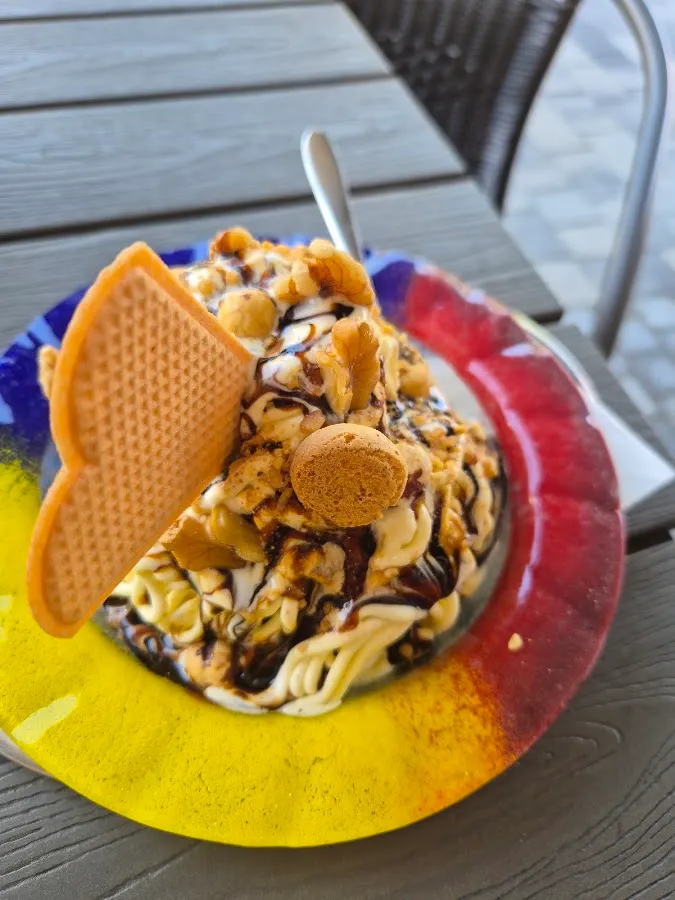 BookNoFees: 餐廳 – Eiscafé Gelateria Italiana Boutique – Warstein – Eiscafé Gelateria Italiana Boutique，第 1 張照片