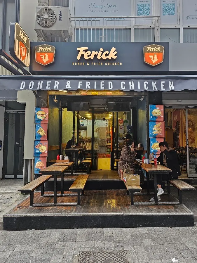 BookNoFees: 輕食吧 – Ferick Fried Chicken – Istanbul – Ferick Fried Chicken，第 1 張照片
