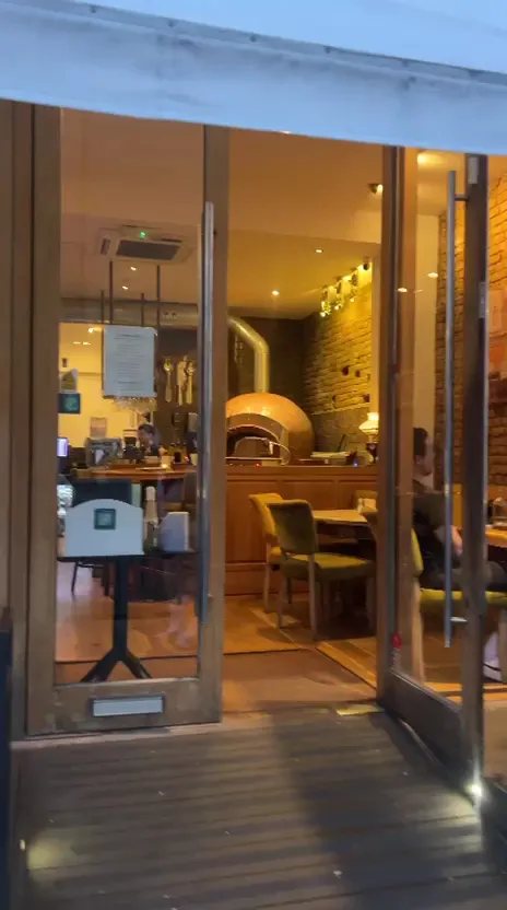 BookNoFees: 餐廳 – Caminata – London – 散步，第 3 張照片