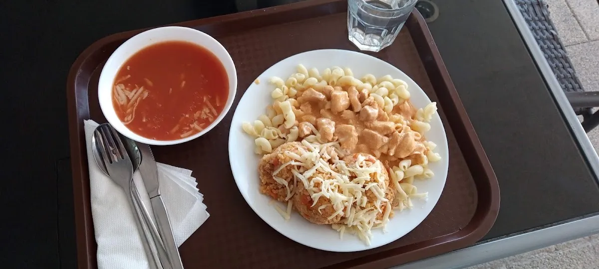 BookNoFees: 餐廳 – Bemi Restaurant – Bratislava – Bemi Restaurant，第 1 張照片