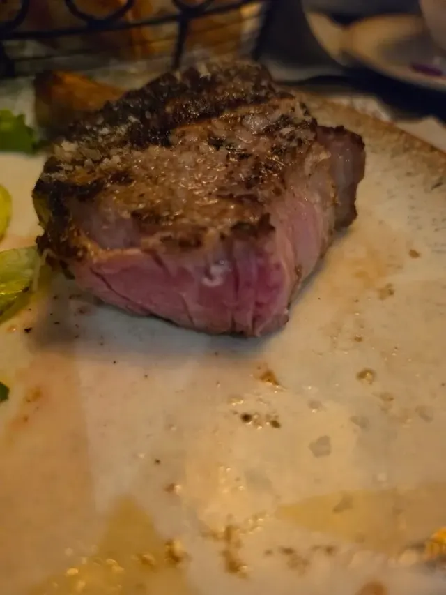 BookNoFees: 餐廳 – Batak grill – Zagreb – Batak grill，第 2 張照片