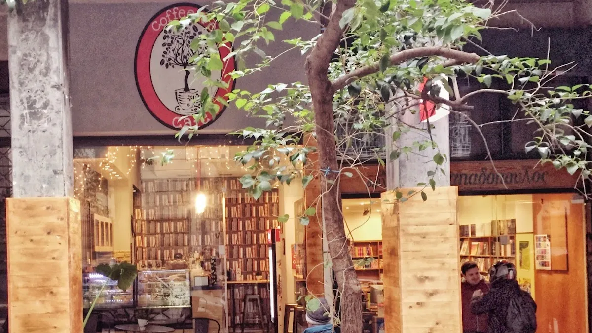 BookNoFees: 咖啡廳 – Coffee tree cafe – Athens – 咖啡樹咖啡館，第 1 張照片