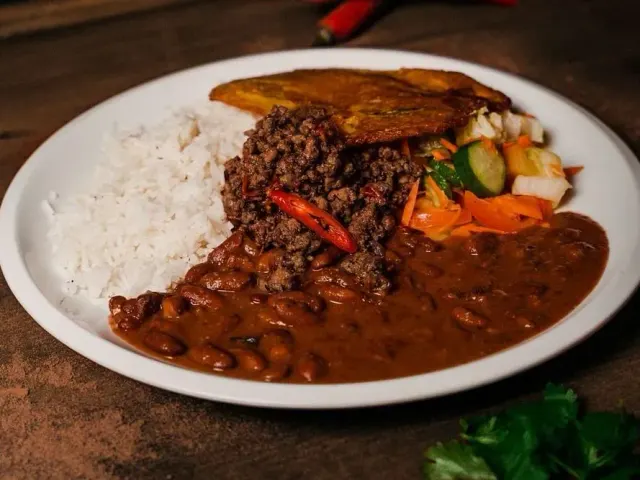 BookNoFees: 餐廳 – El Arriero – Prague – El Arriero，第 3 張照片