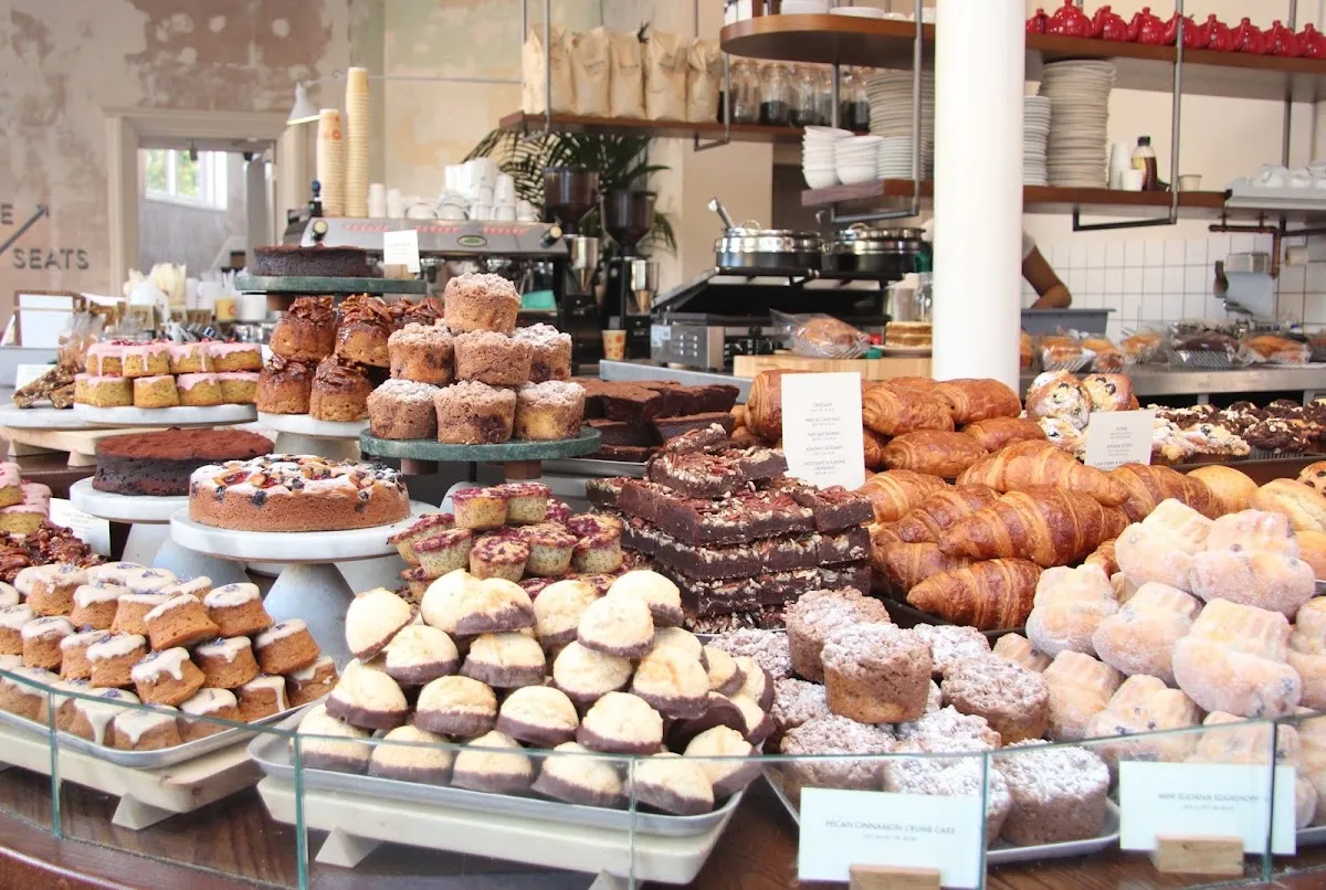 BookNoFees: 咖啡廳 – GAIL's – London – GAIL's，第 1 張照片