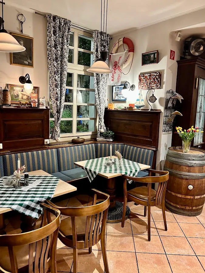 BookNoFees: 餐廳 – Brauhaus Drei Linden – Lünen – Brauhaus Drei Linden，第 1 張照片