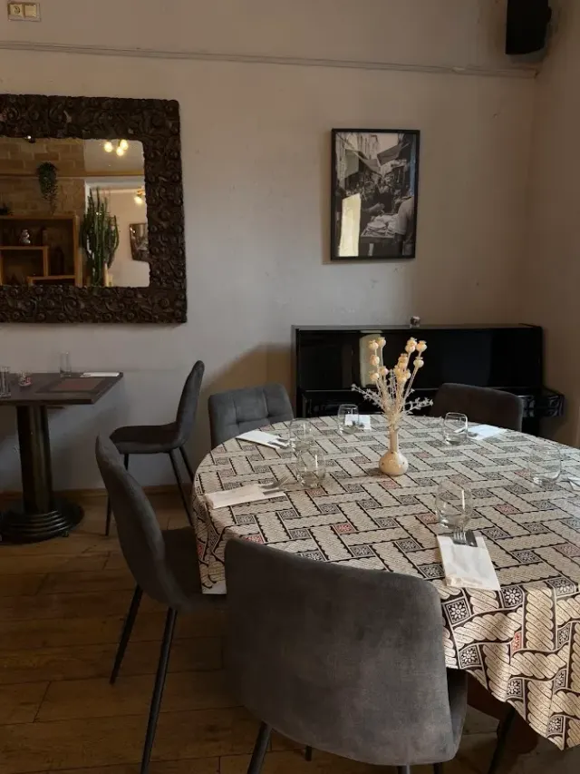 BookNoFees: 餐廳 – Levant – Bratislava – Levant,第 2 張照片