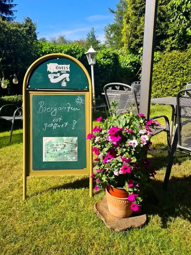 BookNoFees: 餐廳 – Bürgerstuben Toschka Restaurant – Castrop-Rauxel – Bürgerstuben Toschka Restaurant，第 3 張照片