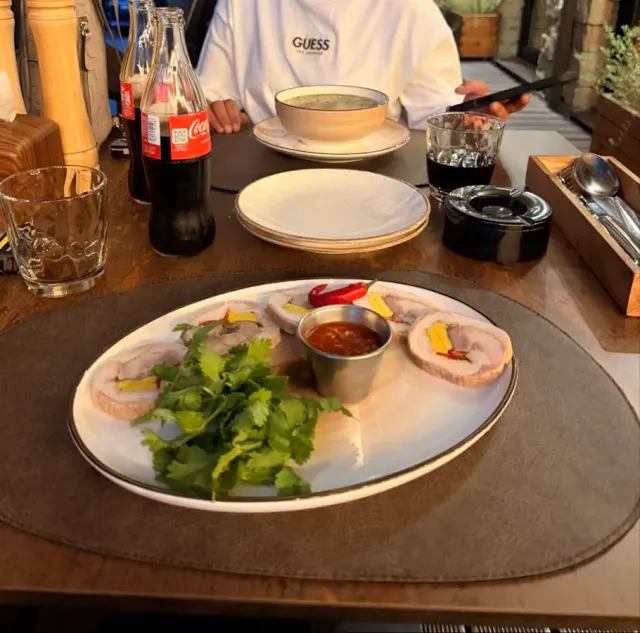 BookNoFees: 餐廳 – Batoni Restaurant – Bratislava – Batoni Restaurant，第 2 張照片
