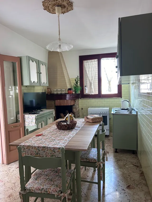 BookNoFees: Casa Vacanze il Giardino Segreto 附壁爐 – MAGLIE