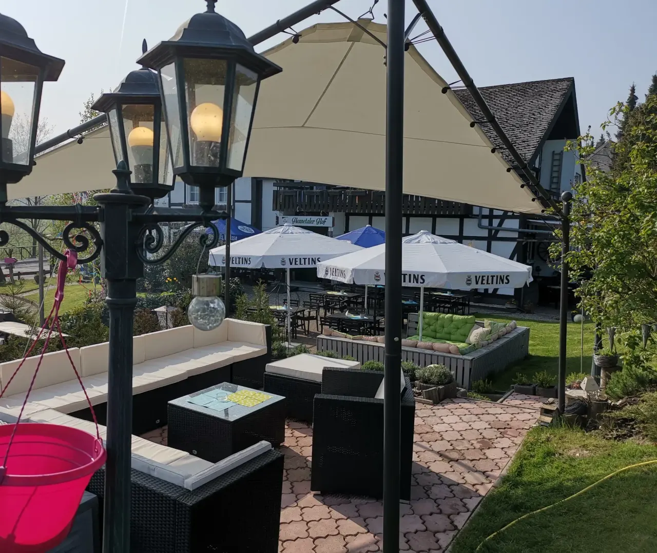 BookNoFees: 餐廳 – Hennetaler Hof – Eslohe – Hennetaler Hof，第 1 張照片