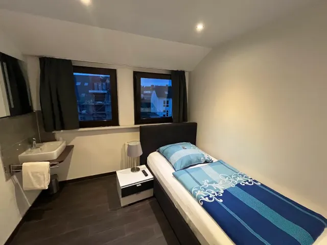 BookNoFees: 餐廳 – Hotel Restaurant Kroatia – Dortmund – Hotel Restaurant Kroatia，第 2 張照片