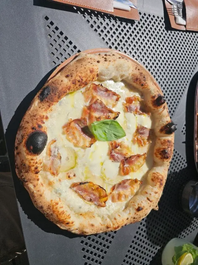 BookNoFees: 餐廳 – Da Alfonso – Bratislava – Da Alfonso，第 2 張照片