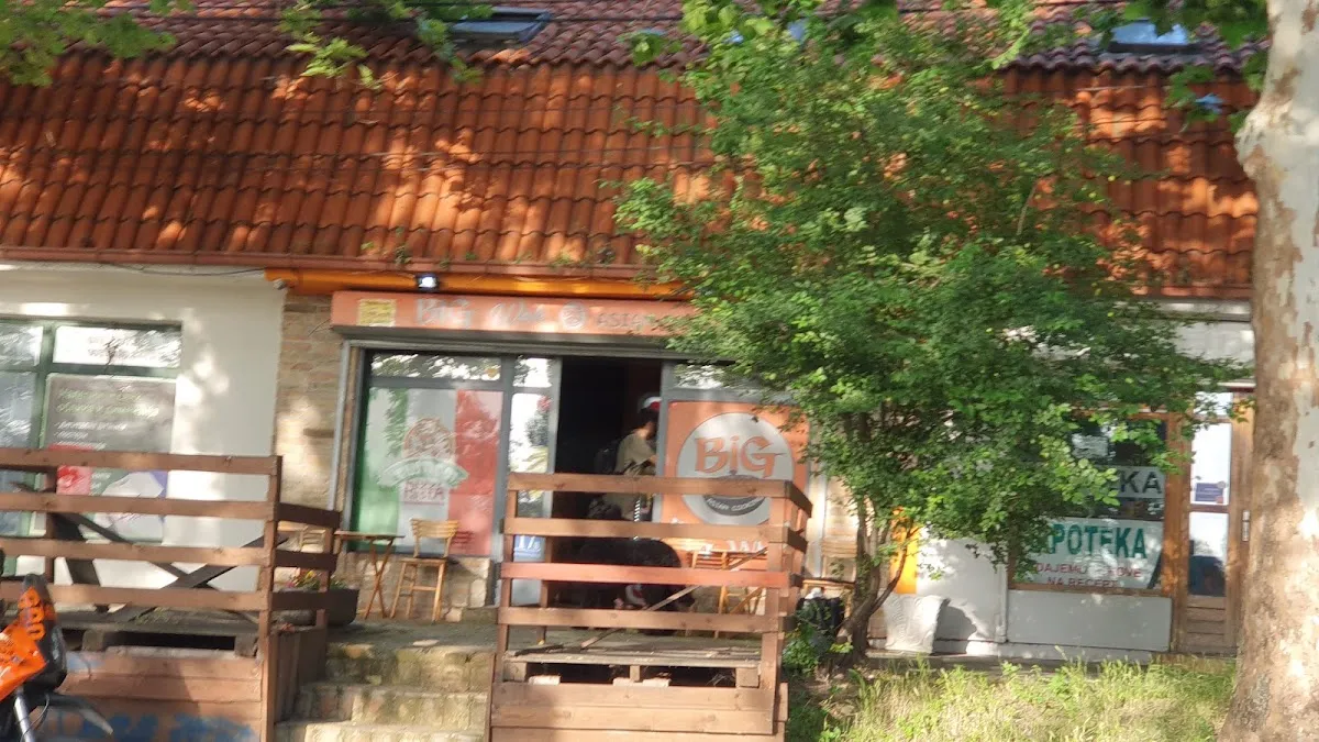 BookNoFees: 餐廳 – Big Wok – Belgrade – Big Wok，第 1 張照片