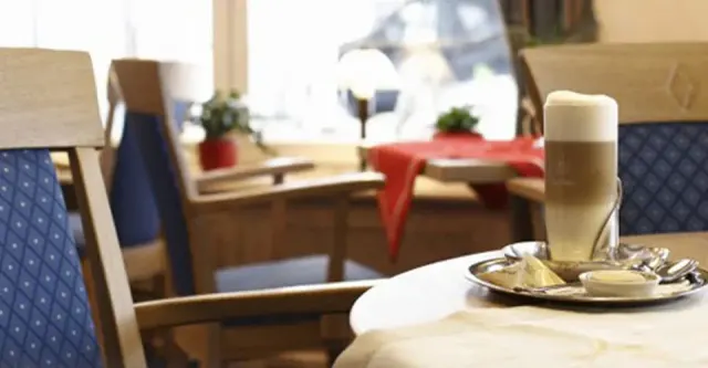 BookNoFees: 餐廳 – Hotel Haus Hilmeke – Lennestadt – Hotel Haus Hilmeke，第 3 張照片