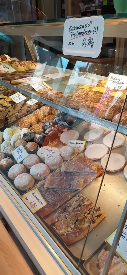 BookNoFees: 餐廳 – Bäckerei Strunk – Waltrop – Bäckerei Strunk，第 2 張照片