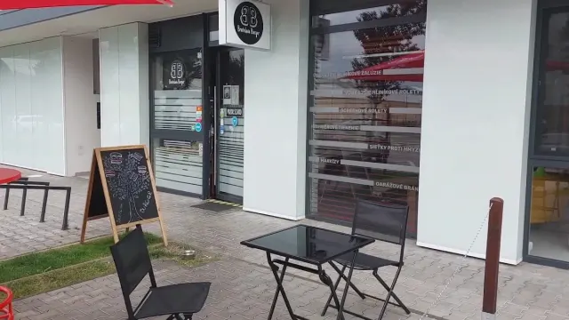 BookNoFees: 輕食吧 – Bratislava Burger – Bratislava – Bratislava Burger，第 3 張照片