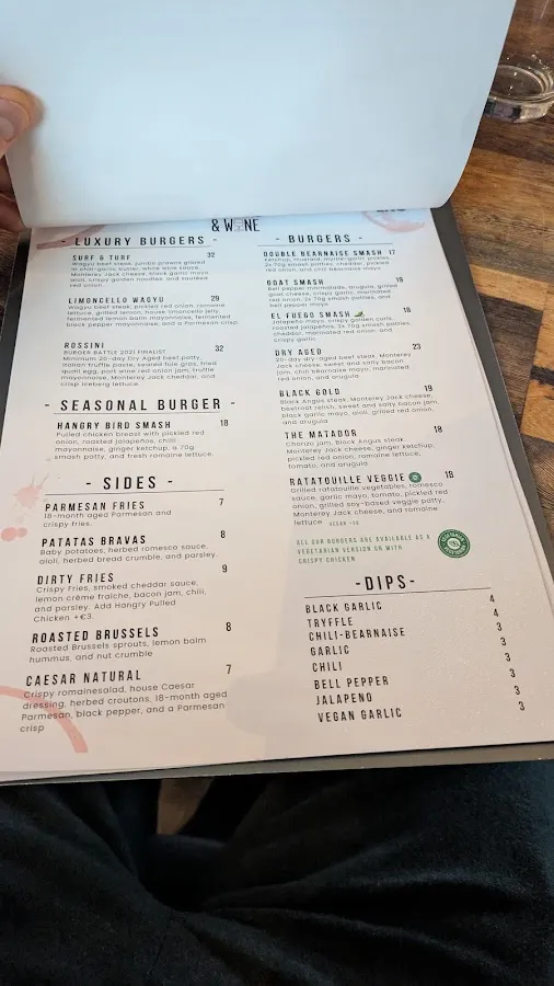 BookNoFees: 餐廳 – Burgers & Wine – Helsinki – Burgers & Wine,第 3 張照片