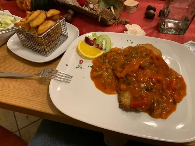 BookNoFees: 餐廳 – Gasthaus Henrichs – Kirchhundem – Gasthaus Henrichs，第 2 張照片