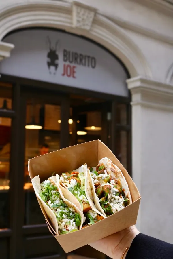 BookNoFees: 輕食吧 – Burrito Joe – London – Burrito Joe，第 3 張照片