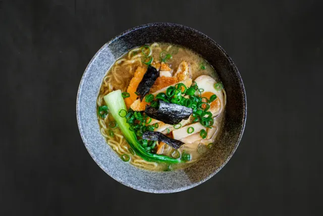 BookNoFees: 餐廳 – Ama Sushi & Ramen – Amsterdam – Ama Sushi & Ramen，第 3 張照片