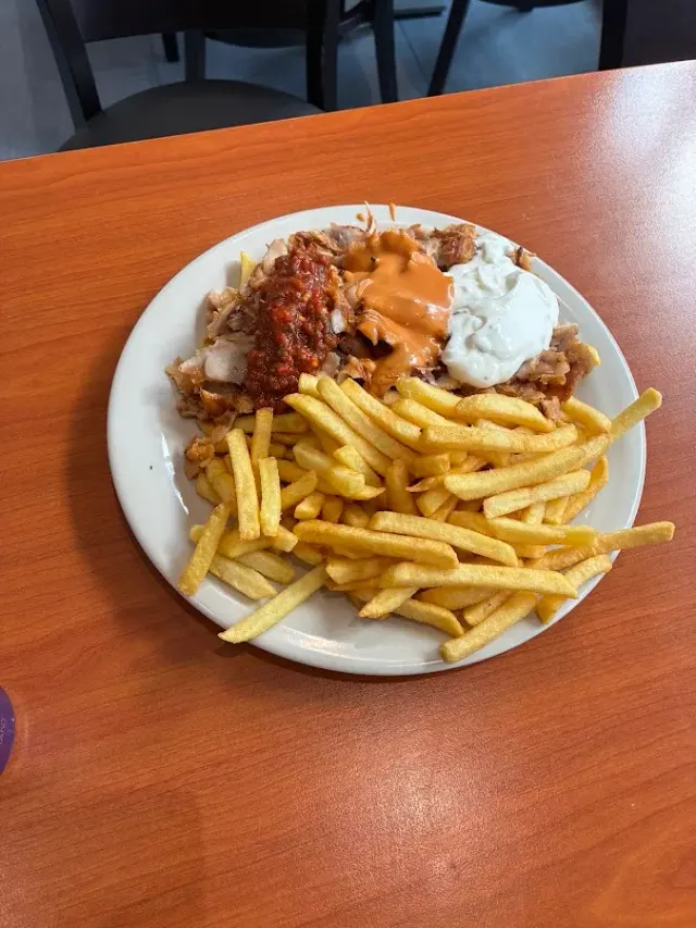 BookNoFees: 餐廳 – Aksu Döner – Ennepetal – Aksu Döner，第 3 張照片