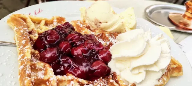 BookNoFees: 餐廳 – Garibaldi Eis Café – Lüdenscheid – Garibaldi Eis Café，第 2 張照片