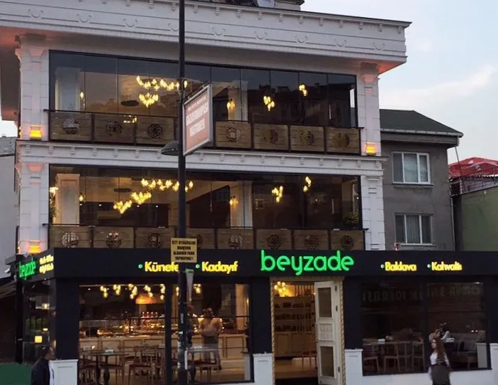 BookNoFees: 餐廳 – Beyzade Künefe – Istanbul – Beyzade Künefe，第 1 張照片