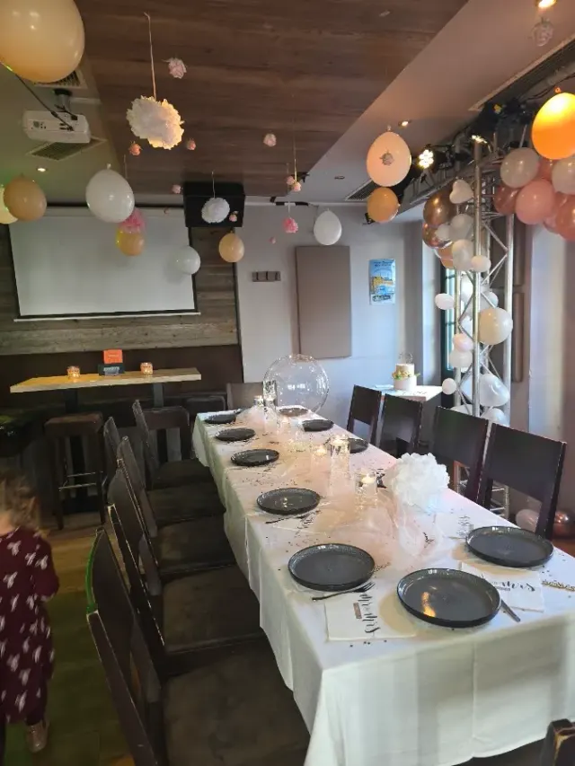 BookNoFees: 餐廳 – Fasskeller unfassbar – Attendorn – Fasskeller 好到不可思議，第 3 張照片