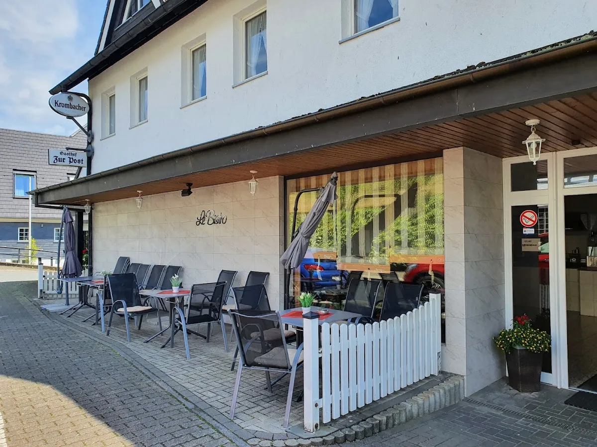 BookNoFees: 餐廳 – Le Bistro – Finnentrop – Le Bistro，第 1 張照片