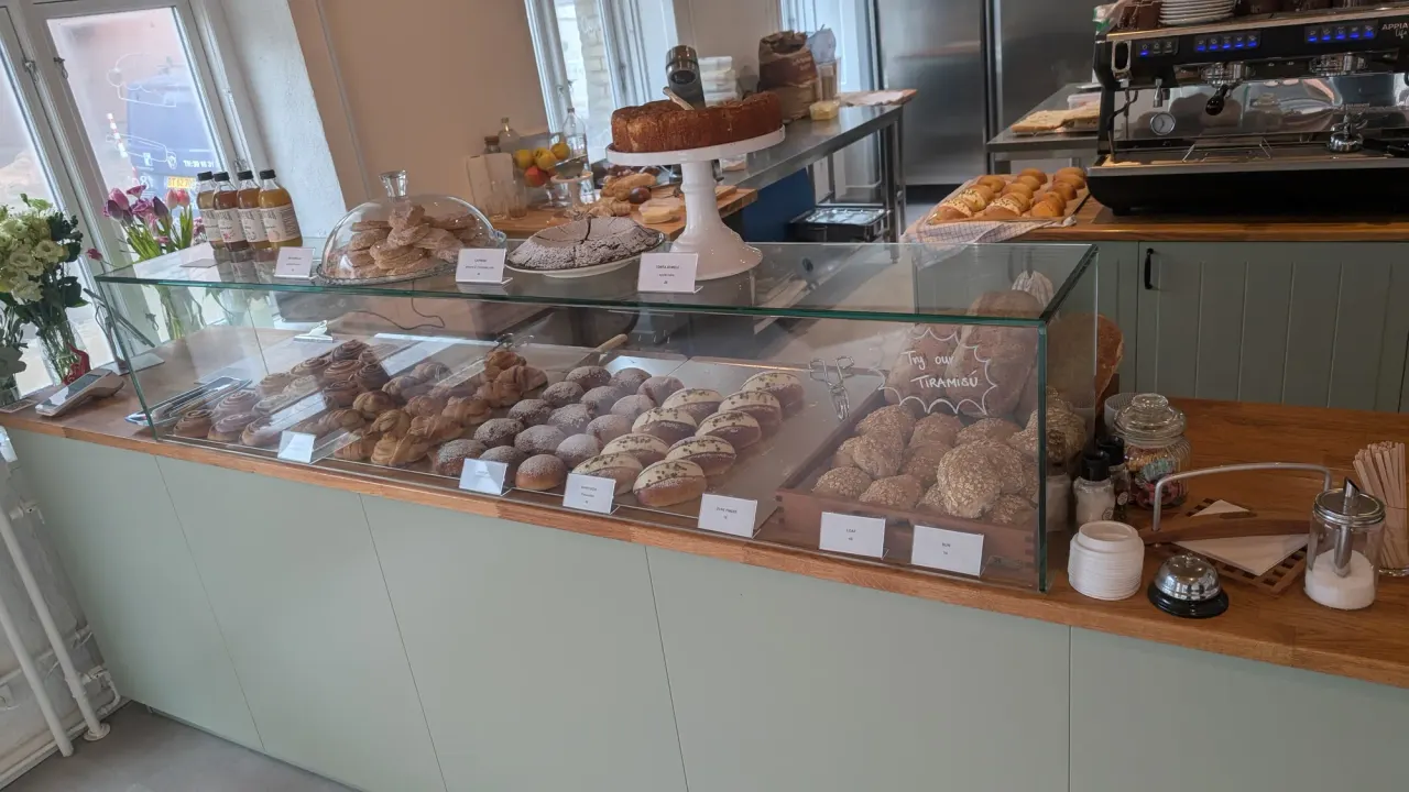 BookNoFees: 麵包店 – 180gradi – Copenhagen – 180度,第 1 張照片