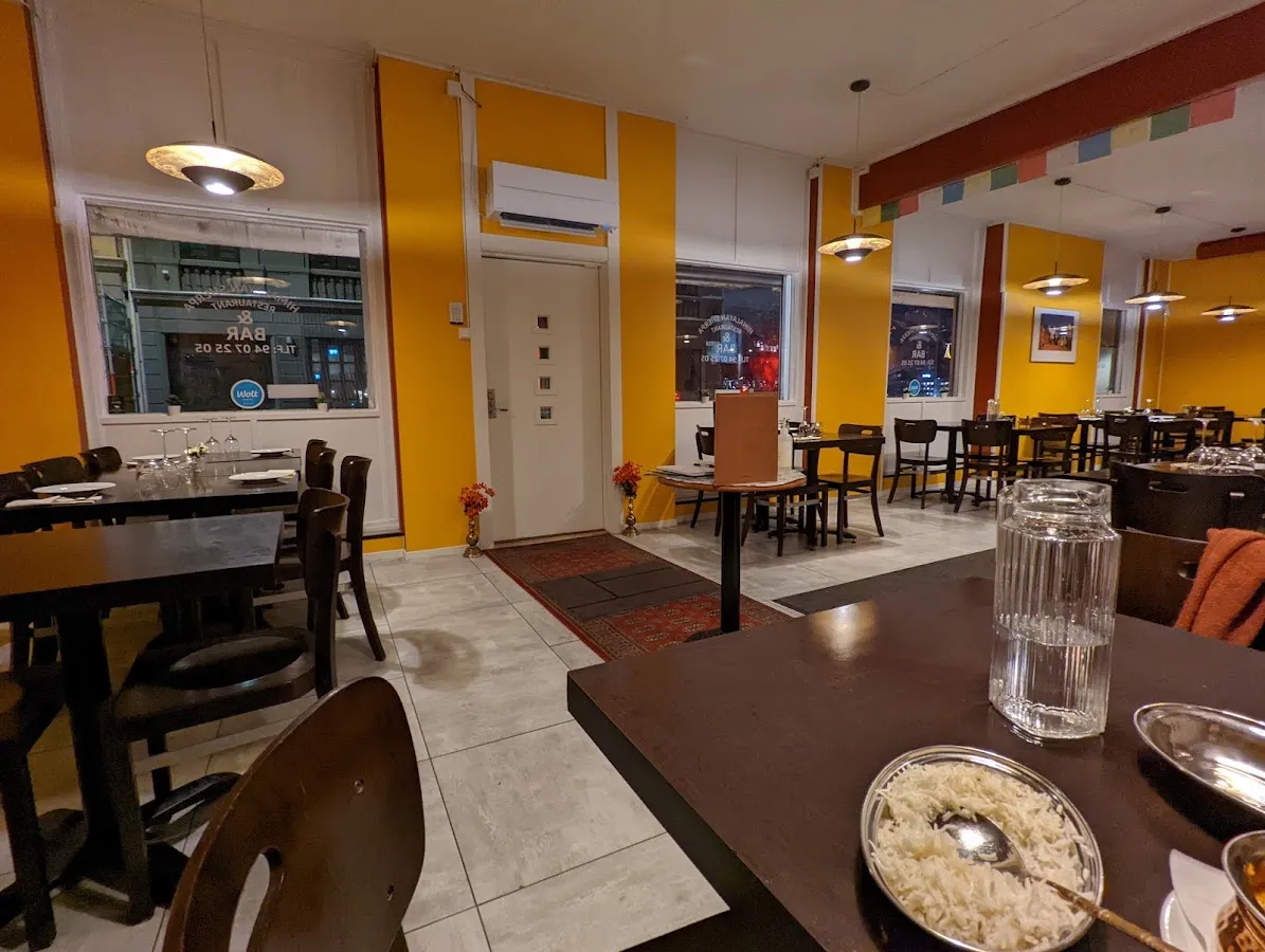 BookNoFees: 餐廳 – Himalayan Nepali Restaurant – Oslo – Himalayan Nepali Restaurant，第 1 張照片