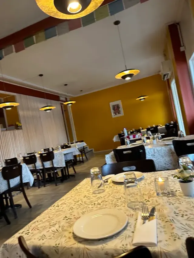 BookNoFees: 餐廳 – Himalayan Nepali Restaurant – Oslo – Himalayan Nepali Restaurant，第 2 張照片
