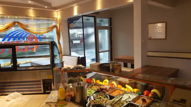 BookNoFees: Elate Grill, Altena