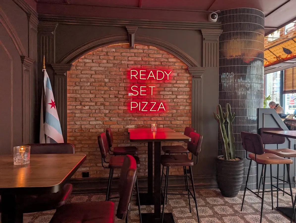 BookNoFees: 餐廳 – Chicago Pizza and Brew – Oslo – Chicago Pizza and Brew，第 1 張照片