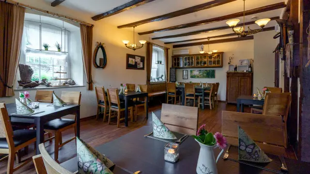 BookNoFees: 餐廳 – Hotel-Restaurant Gasthof Steinhoff – Finnentrop – Hotel-Restaurant Gasthof Steinhoff，第 2 張照片