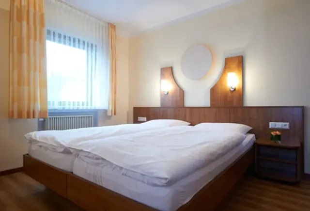 BookNoFees: 餐廳 – Gasthaus Schulte – Wickede – Gasthaus Schulte，第 2 張照片