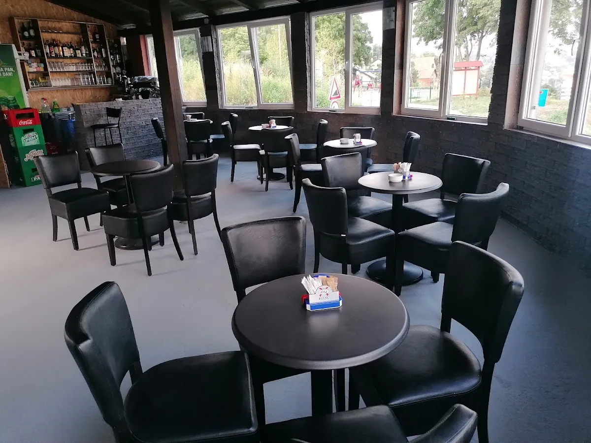 BookNoFees: 咖啡廳 – Caffe bar Petica – Zagreb – Petica 咖啡酒吧，第 1 張照片