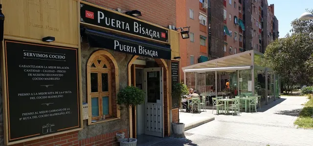BookNoFees: 餐廳 – Puerta bisagra – Madrid – Puerta bisagra，第 3 張照片