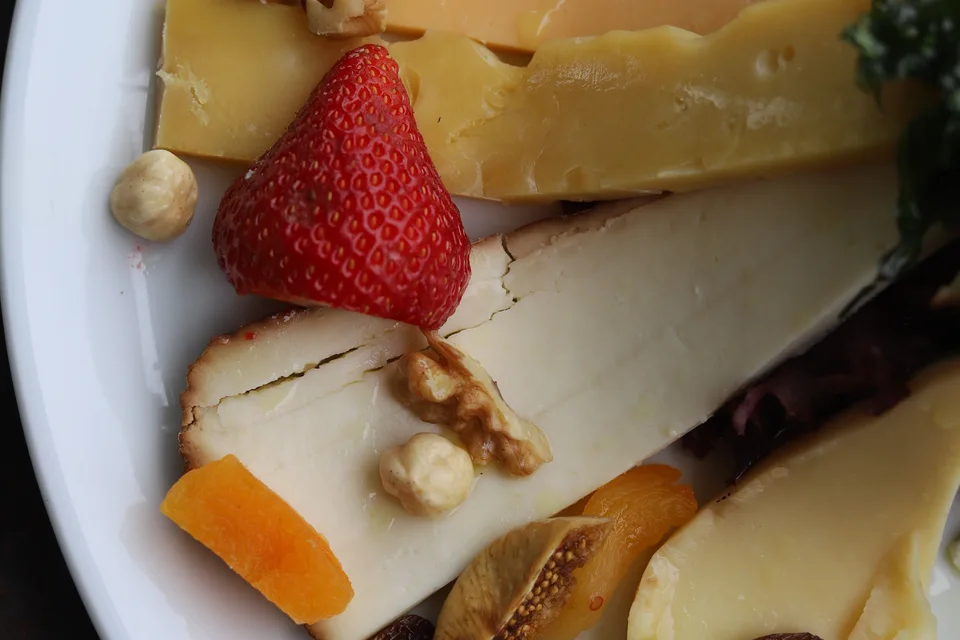 BookNoFees: 示意圖：起司拼盤